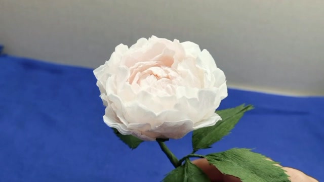 用纸巾做逼真的月季花详细教程,创意手工花,你也试试吧