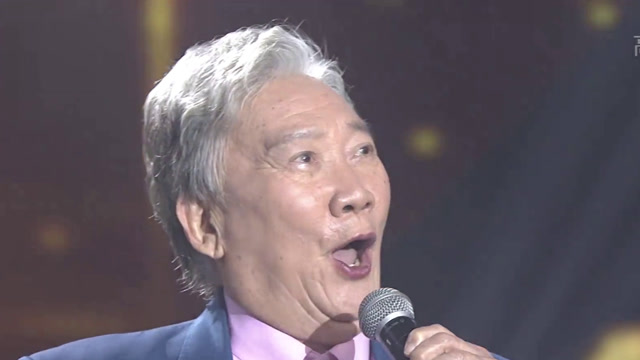 87岁老歌唱家姜嘉锵实力不减霸气开唱