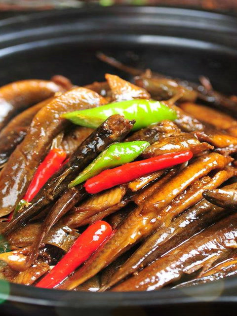 东北人家:东北特色菜酱泥鳅家常做法