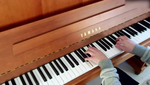 钢琴演奏omfg《hello》别有新意!