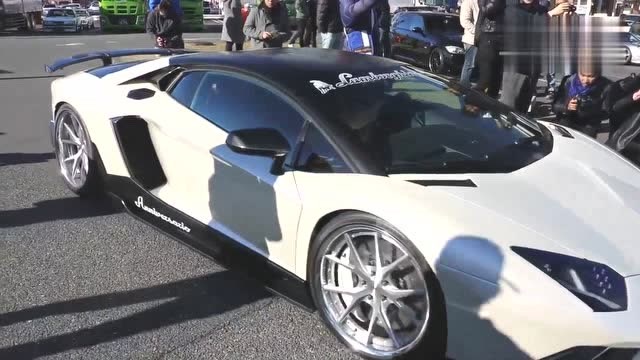 拼的是声浪和速度!兰博基尼 法拉利等跑车炸街暴走