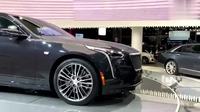 凯迪拉克ct6vsport,v8发动机加身!