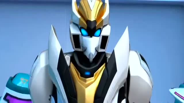 动画片 超级星盟守卫压住钢齿虎:猪猪侠