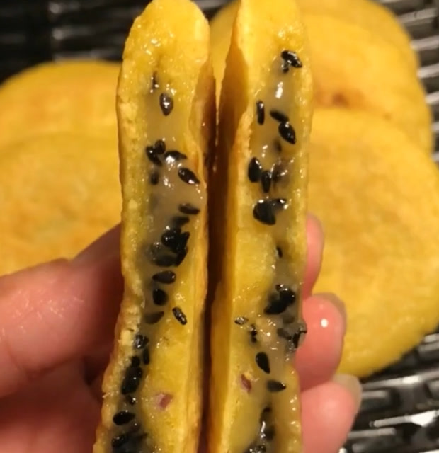 粗粮制作玉米面糖饼,好吃极了,居然这么简单
