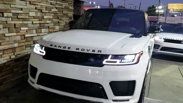 2019款路虎揽胜sport hse到店实拍,霸气外观完虐保时捷卡宴!