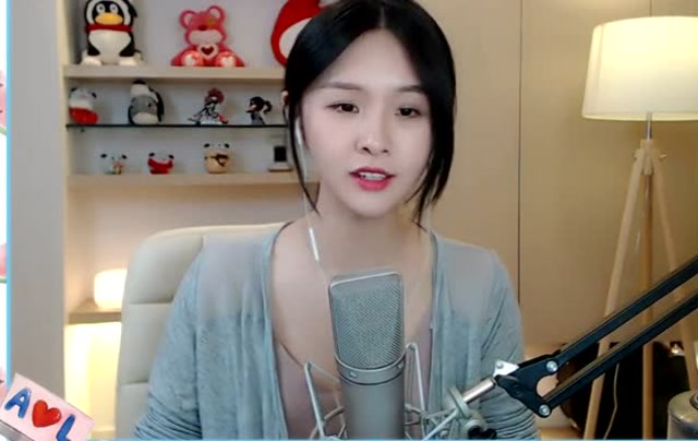 阿冷《春风吹》春风一吹忘了谁 我上一次流泪又几岁