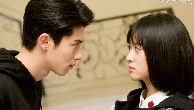 《流星花园》花絮: 沈月王鹤棣片场猛发糖