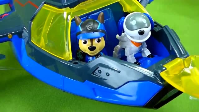 汪汪队,狗狗巡逻队的飞机航行