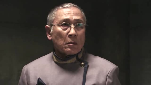 老实人冰室幻德变身鳄霸拯救父亲,结果惨遭stalk暗算