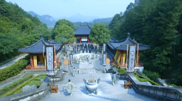 七杀殿果然先攻打的太白山,白子画猜的没错