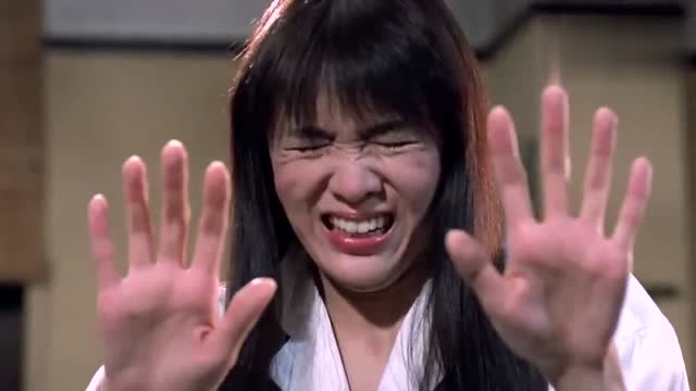 李连杰老婆利智硬是把一部鬼片演成了喜剧片