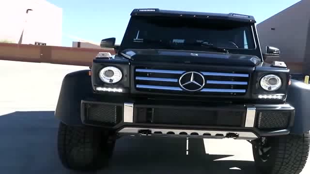 2018奔驰g级g550 4x4    霸气的外观悍马服气