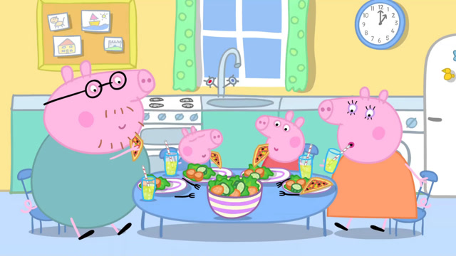 小猪佩奇一家在吃饭,猪爷爷打电话过来说电脑坏了