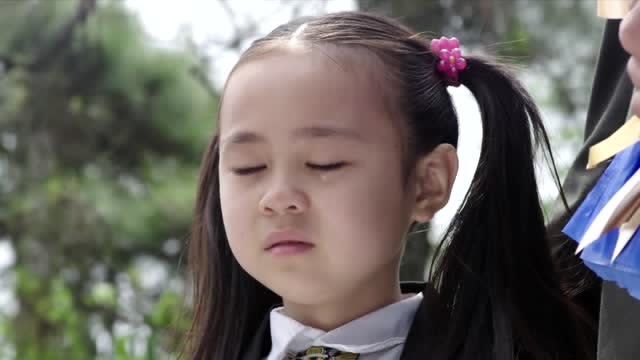 特种兵之霹雳火高胜寒带蓝妞来看妈妈蓝妞看了痛哭不已