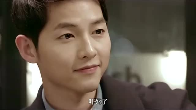 太阳的后裔:姜暮烟用糖果对柳时镇表白:我爱你.柳时镇惊讶了!