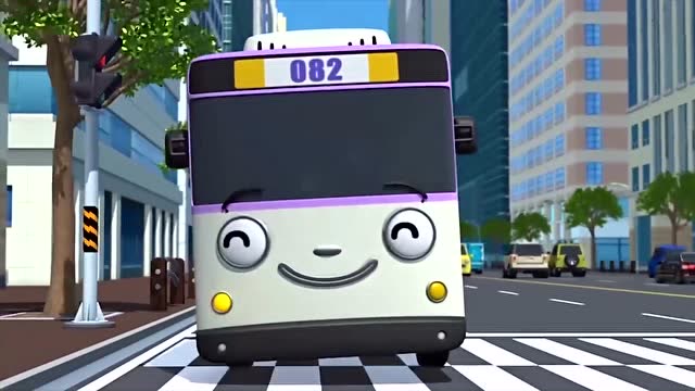 小公交车太友:娜娜第一次来到城市,看到城市大楼移不开眼了