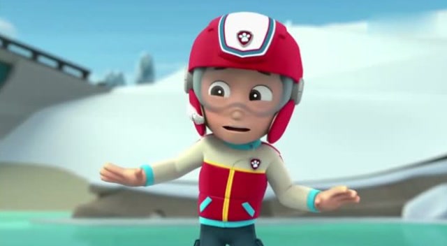 汪汪队立大功:仅仅靠一块薄冰,莱德能平安上岸吗