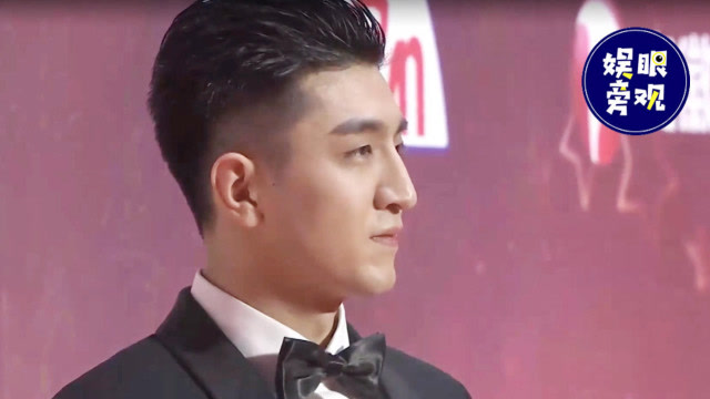 金瀚出席国剧盛典,穿着老派被质疑?飞机头变成大油头