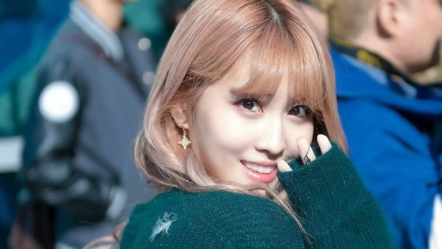 twice平井桃momo超可爱唱跳《what is love》,圈粉