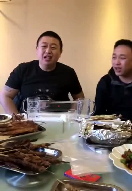 哥俩好啊666啊五魁首啊见过划拳的真没见过这样子划拳的