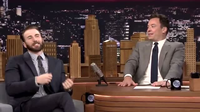 海外综艺,美国队长难得一见的卖萌访谈,这小哥也太可爱了