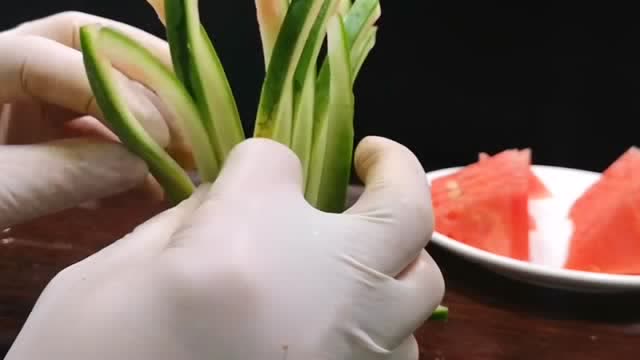 ktv最基础的西瓜拼盘是这样切的,简单易学