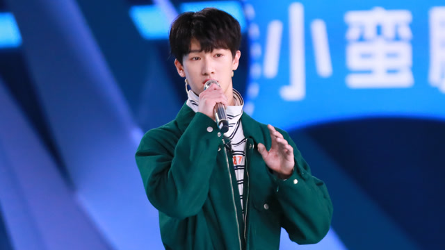 创造营2019,李昀锐演唱《你给我听好》,开口跪