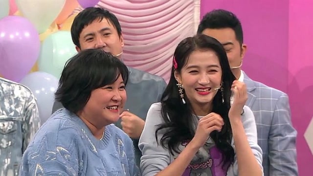 《王牌对王牌》贾玲和关晓彤配合够默契啊,一直赢!