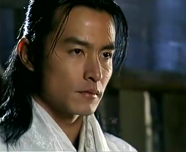 剑客西门吹雪用不惯柴刀,用幻影剑劈柴,厉害了