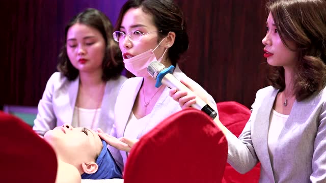 2019坚如磐石 只争朝夕-卓和维娜南昌站