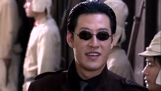 五号特工组:马云飞为了打探情报!扮成报社记者方便行动