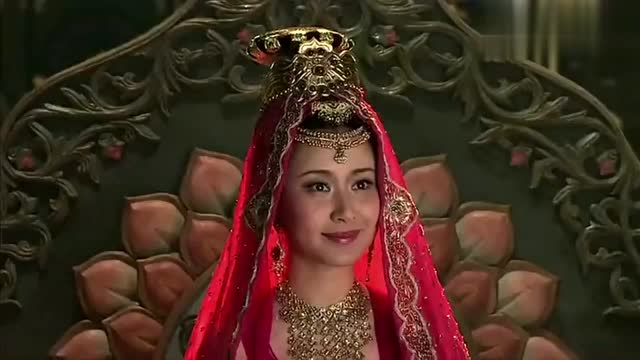 太师跟女儿国国王汇报,说大唐来了个帅哥!让国王把握住机会