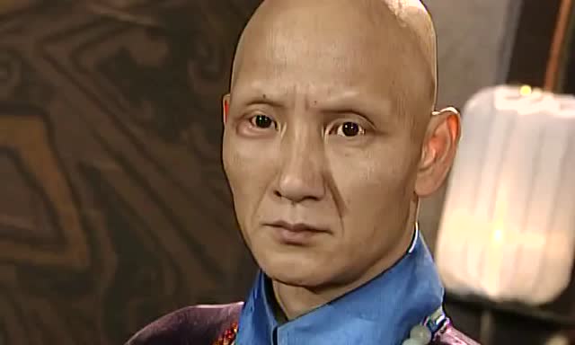 《金博虎》美女质问男子,你这也练铁砂掌