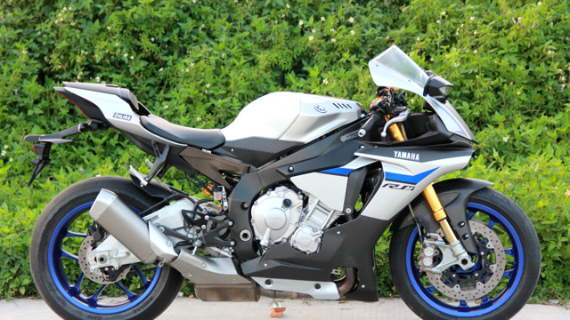 骏联车行2015年雅马哈r1m