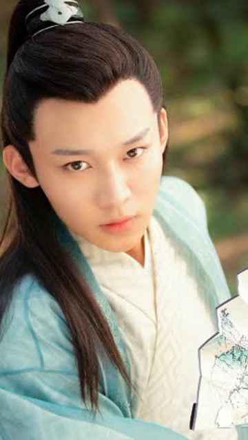 刘怡潼古装也太惊艳了吧白衣飘飘惊鸿一笑