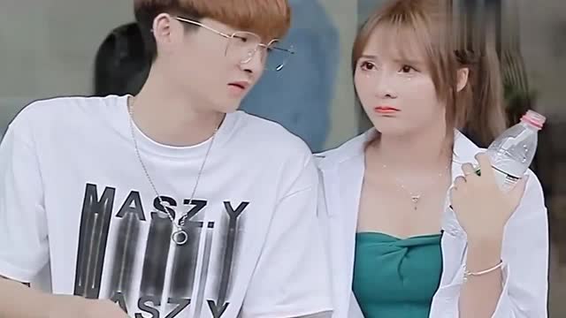 楚楚和程程看别人那么甜蜜,也想谈恋爱,为啥瞬间改变主意了呢!