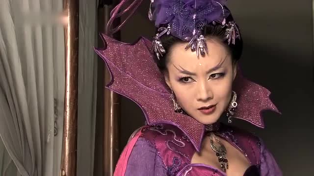 活佛济公:绿姬要和赵斌成亲,赵斌用计拖延她,实在是不愿意呀