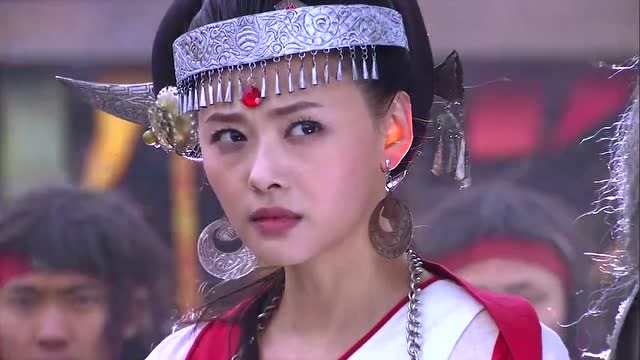 五毒教内机关无数!墙上雕塑亦是神器,蛛腿如活物齐攻袁承志