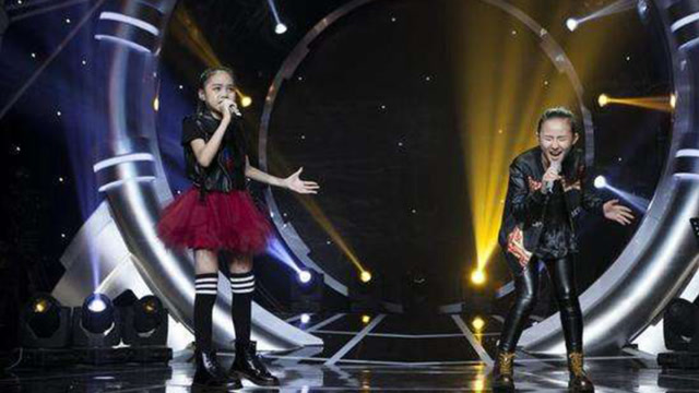 中国新声代的王炸组合张钰琪汤晶锦一开嗓太惊艳全场沸腾