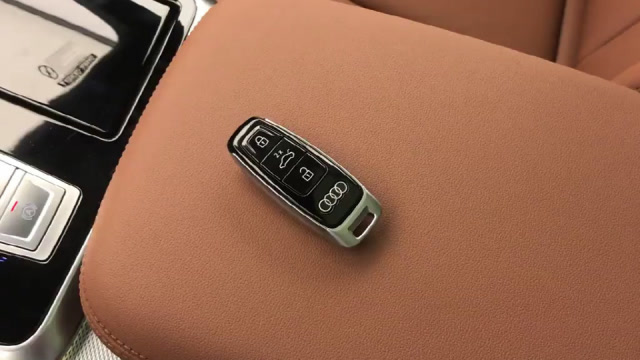 2020款奥迪q8 v6登场,贯穿式尾灯和无框车门!