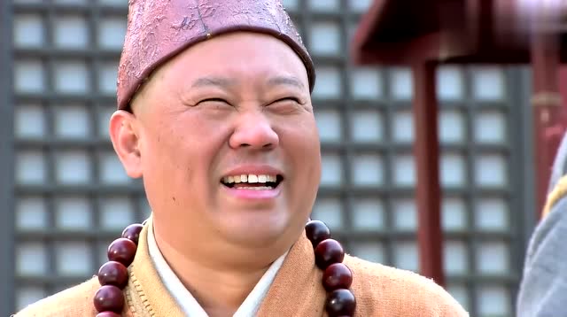 济公传:必鹏竟然打起道济扇子的主意,把道济给气坏了