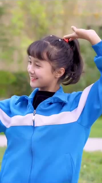 新疆盛产美女初中生都这么好看