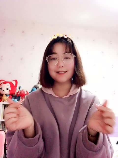 亲亲抱抱我的妈妈手势舞