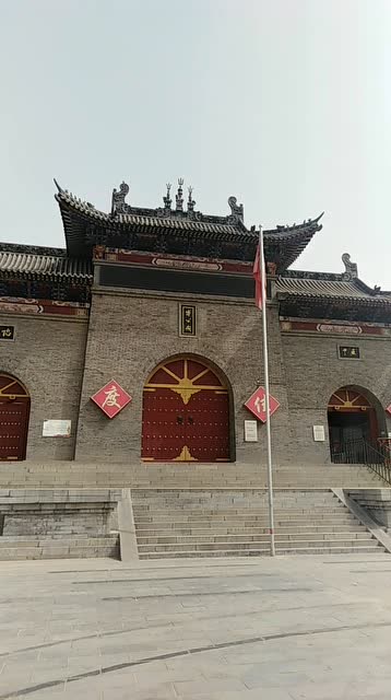 这就是太原 直播太原 到了中华傅山园傅公祠广场了 看看全景