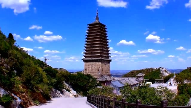 辽宁朝阳,佛教圣地凤凰山已有千年,现在怎么样了,去看看