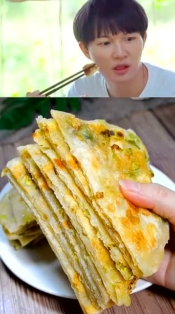 黄磊做葱油饼,周深连吃几块一直夸好吃