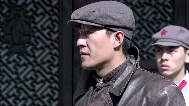 血刃:特派员认定厂长助理是特务,要押去执法处,团长不乐意了