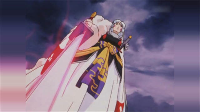 犬夜叉:杀生丸镇压邪剑斗鬼神,杀殿终于有了一把趁手的兵器