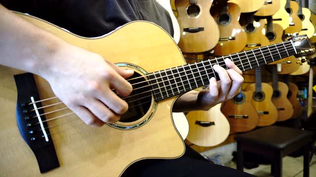 一诺吉他原创指弹曲kiss演示视频吉他教学视频