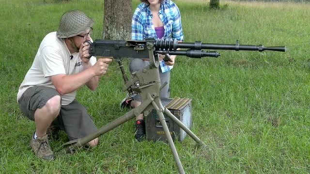 霍奇基斯气冷式重机枪,采用弹板供弹射击,曾经的王者